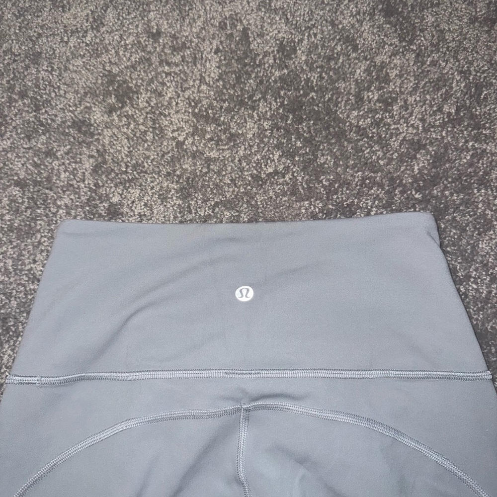 Lululemon Athletica Light Gray Yoga Pants - Picture 4 of 5